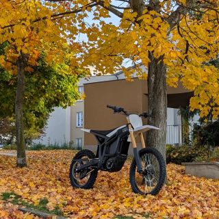 Co k tomu více dodat? Konečně jsme se všichni dočkali. První produkční Talaria Komodo MX jsou tady! ‼️Omlouváme se, určitě...